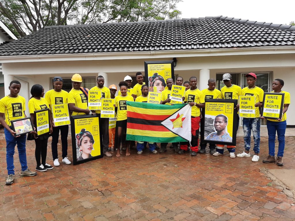 Members and supporters take part in Amnesty's annual Write for Rights letter writing marathon at AI Zimbabwe offices, 10 December 2019. © Amnesty International